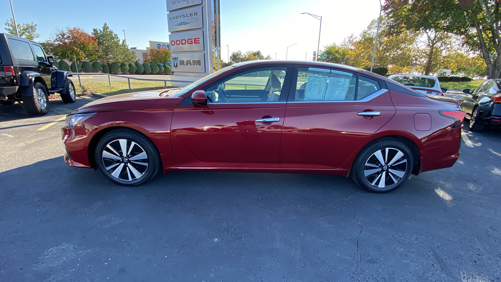 2022 Nissan Altima 2.5 SV 8