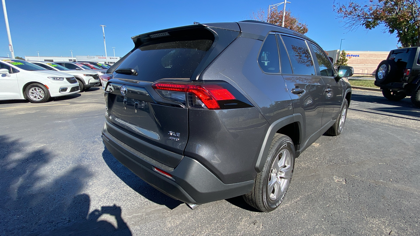 2024 Toyota RAV4 XLE 5