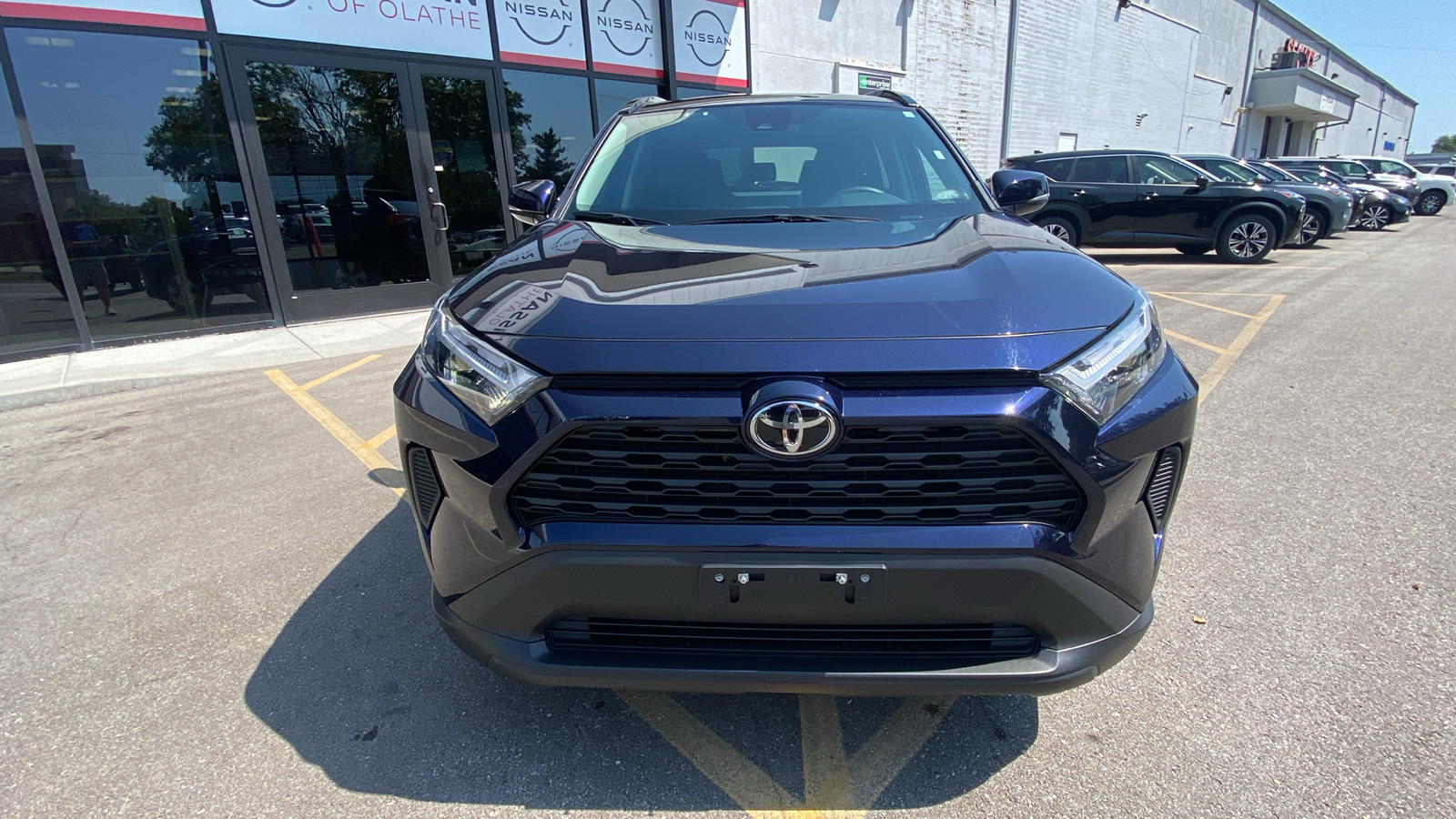 2024 Toyota RAV4 XLE 3