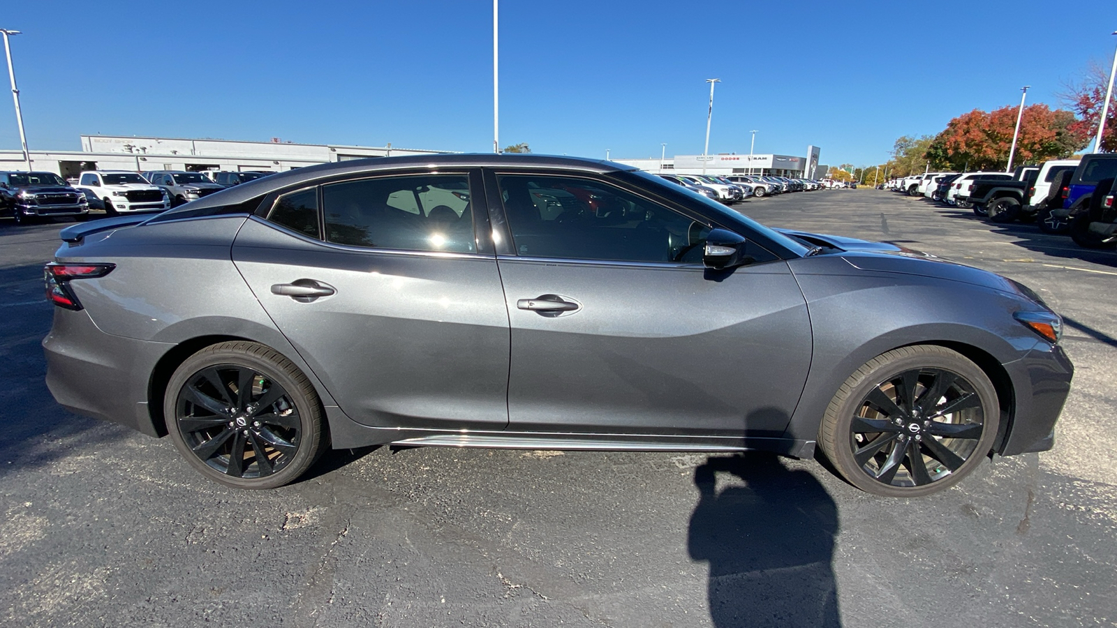 2023 Nissan Maxima SR 4