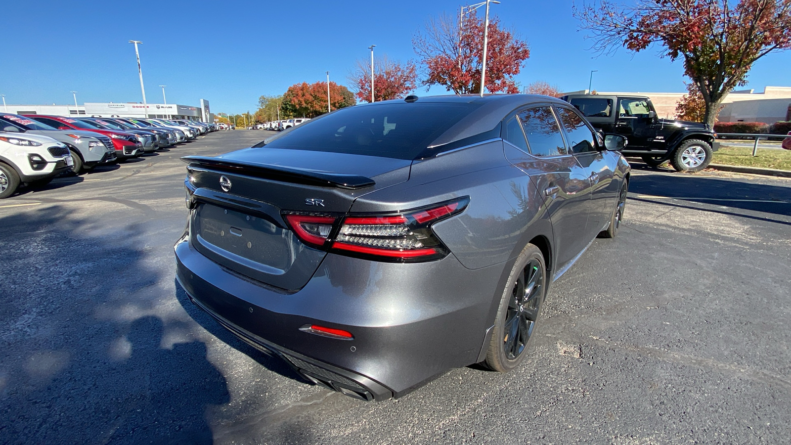 2023 Nissan Maxima SR 5