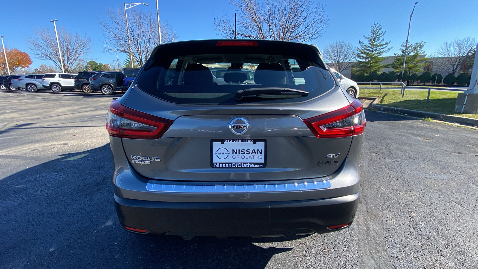 2021 Nissan Rogue Sport SV 6