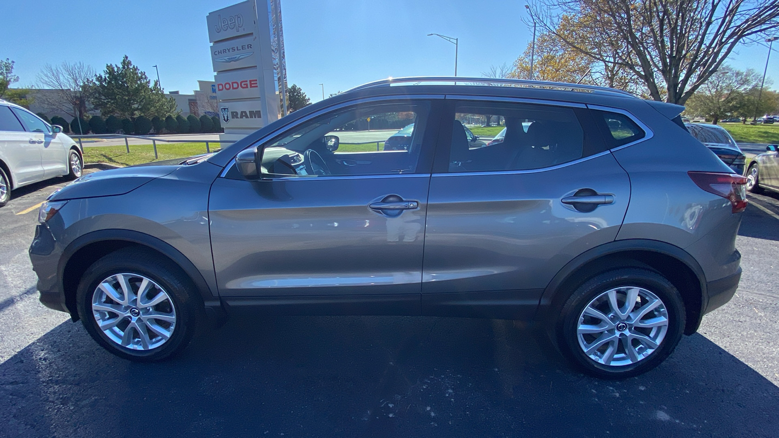 2021 Nissan Rogue Sport SV 8