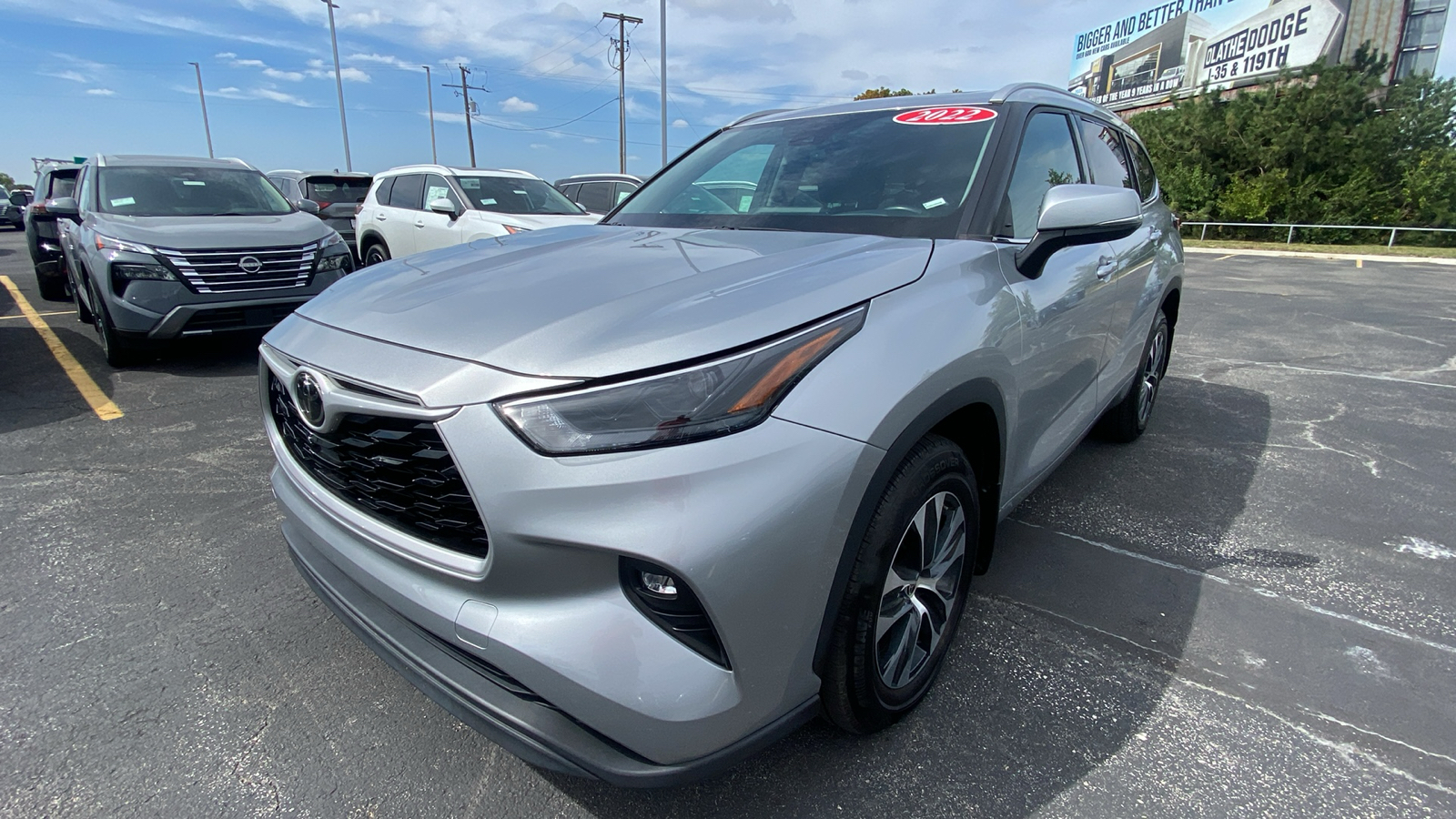 2022 Toyota Highlander XLE 1