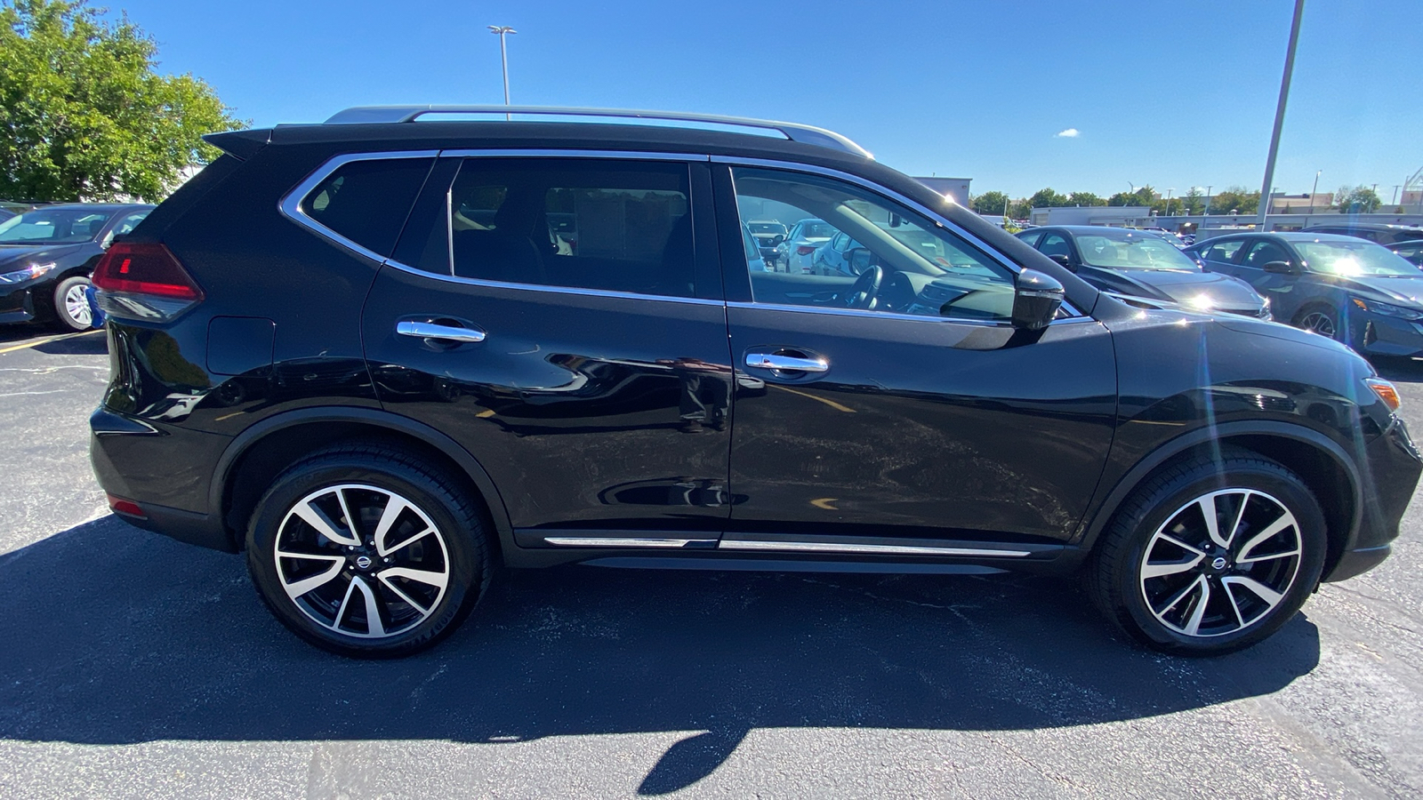 2019 Nissan Rogue SL 4