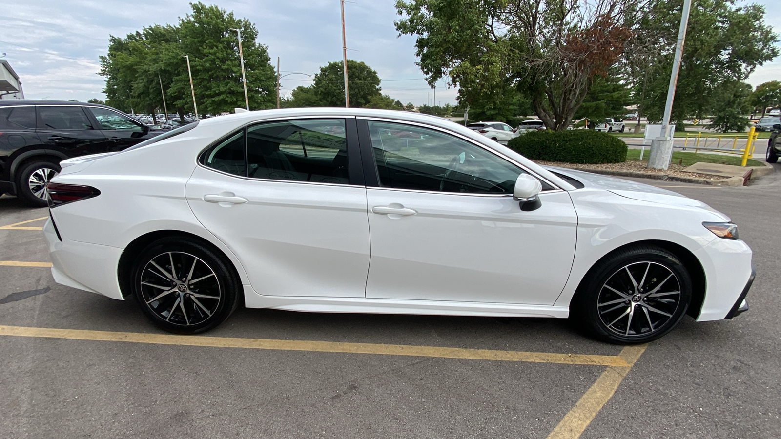 2024 Toyota Camry SE 5