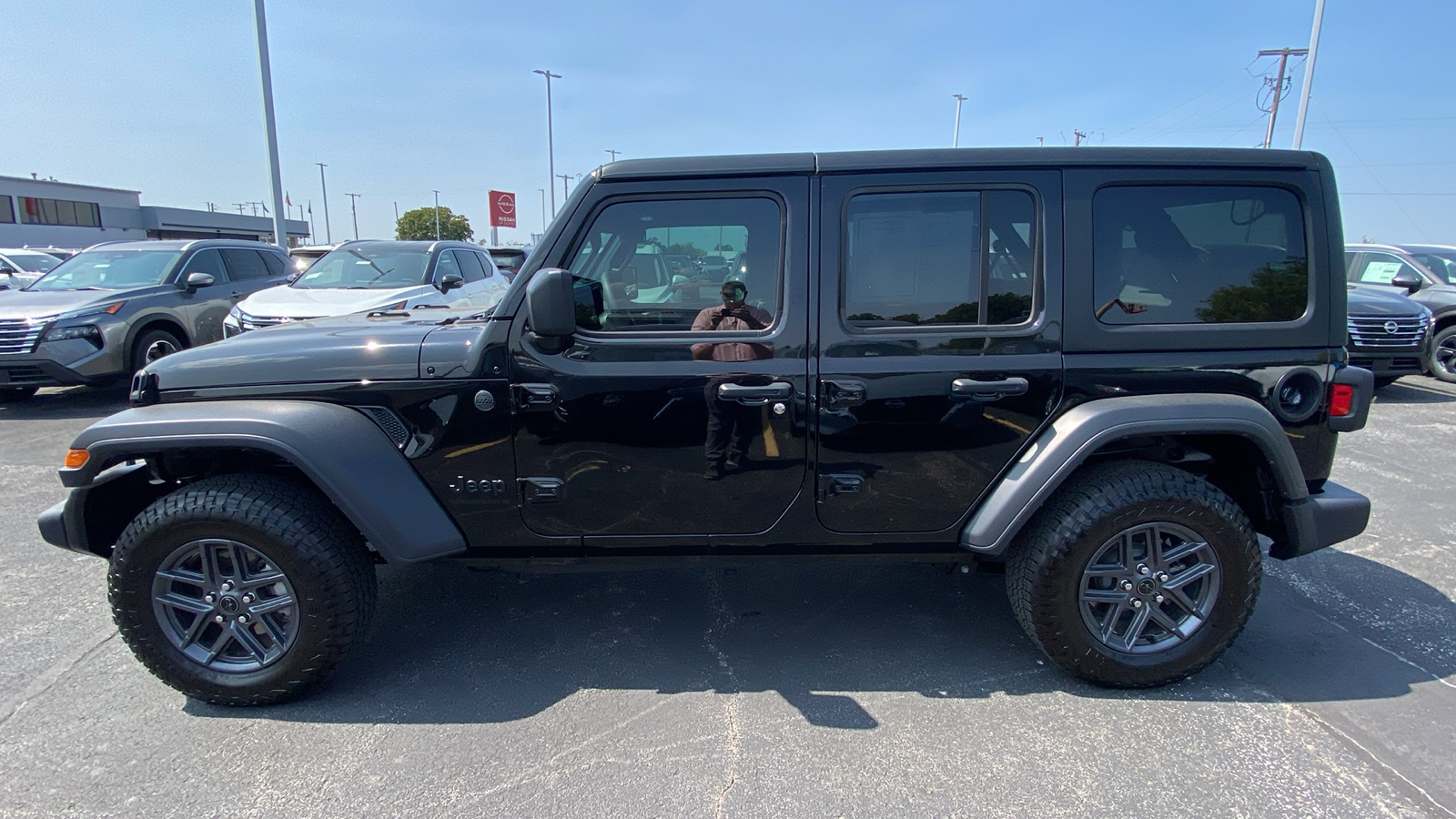 2024 Jeep Wrangler Sport S 8