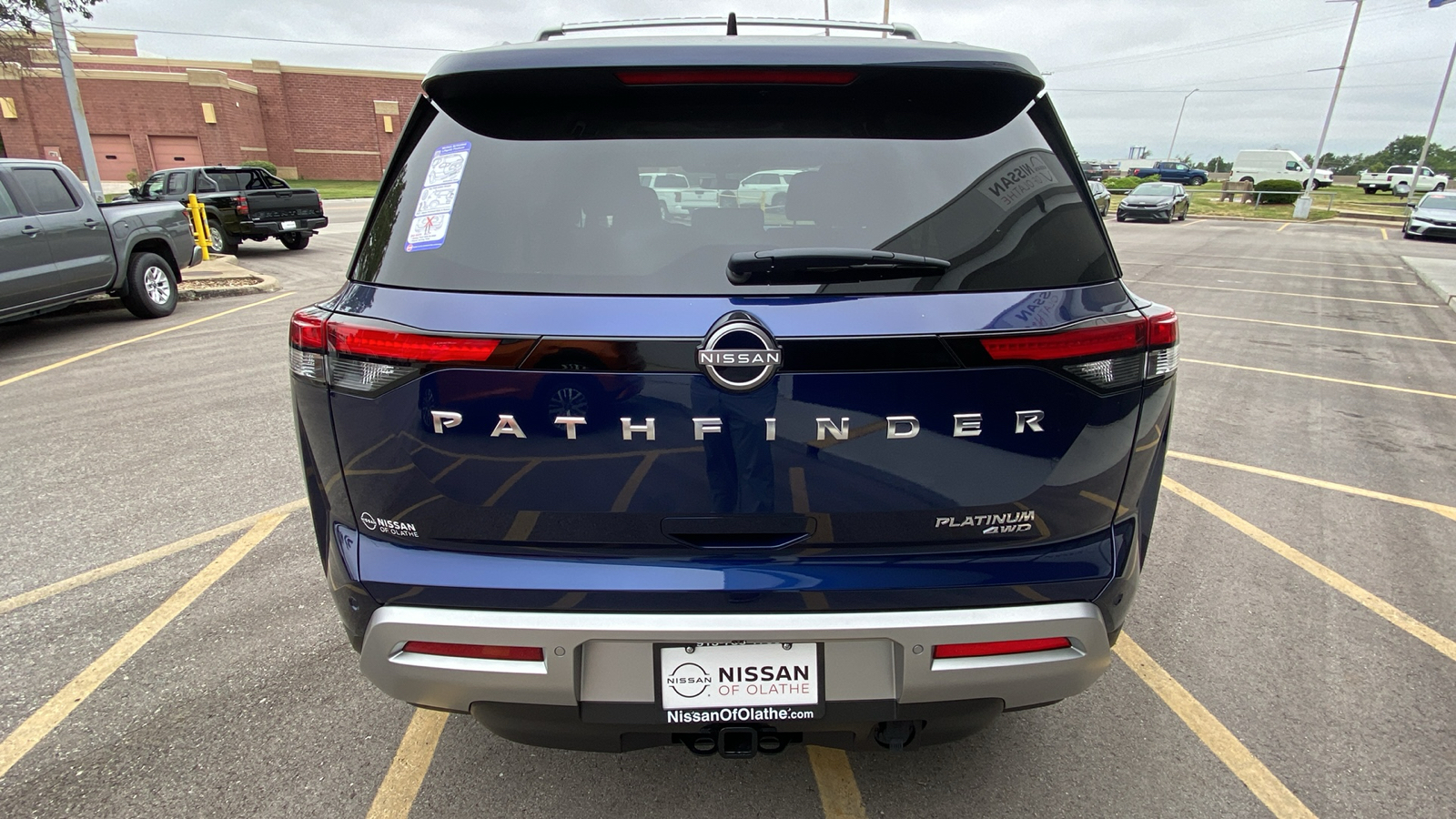 2024 Nissan Pathfinder Platinum 7