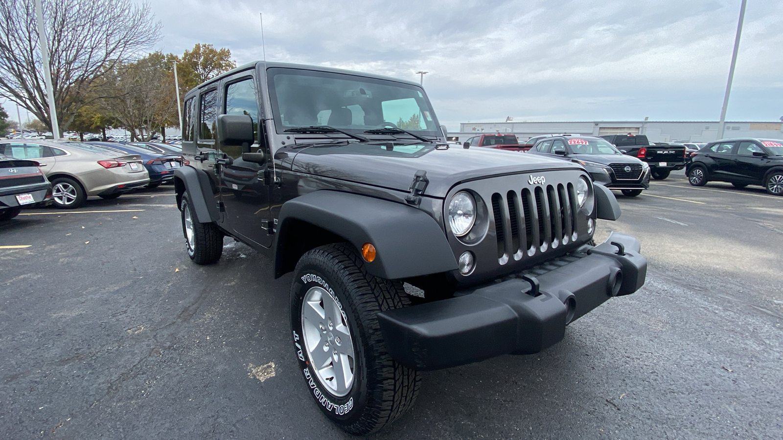 2017 Jeep Wrangler Unlimited Sport 3