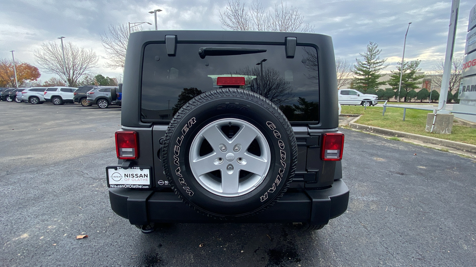 2017 Jeep Wrangler Unlimited Sport 6