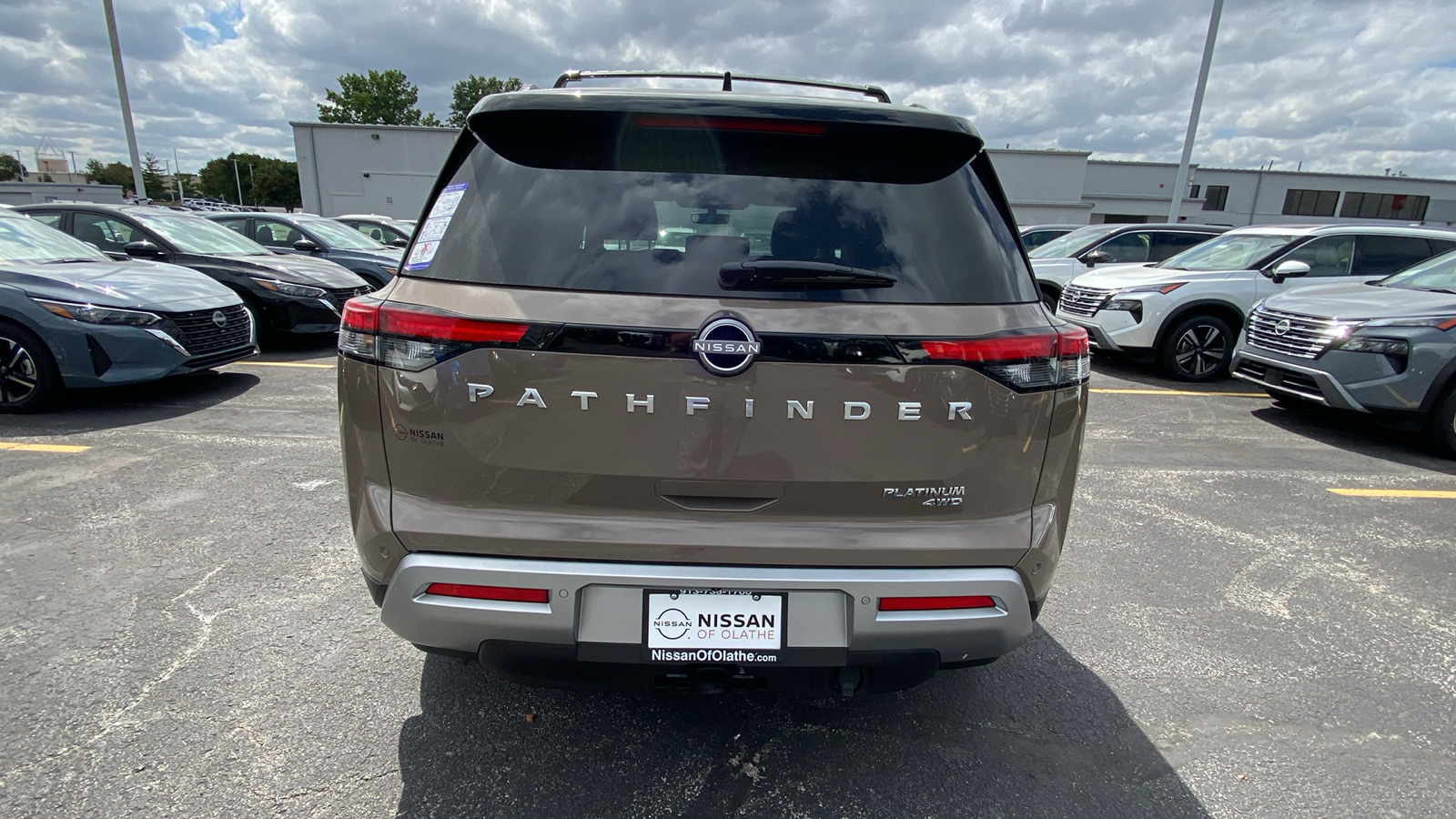 2024 Nissan Pathfinder Platinum 6