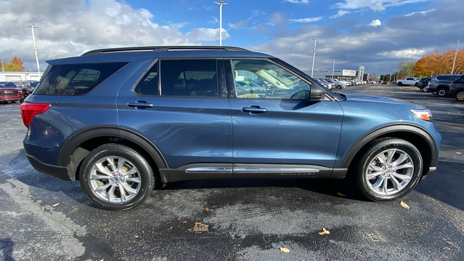 2020 Ford Explorer XLT 4