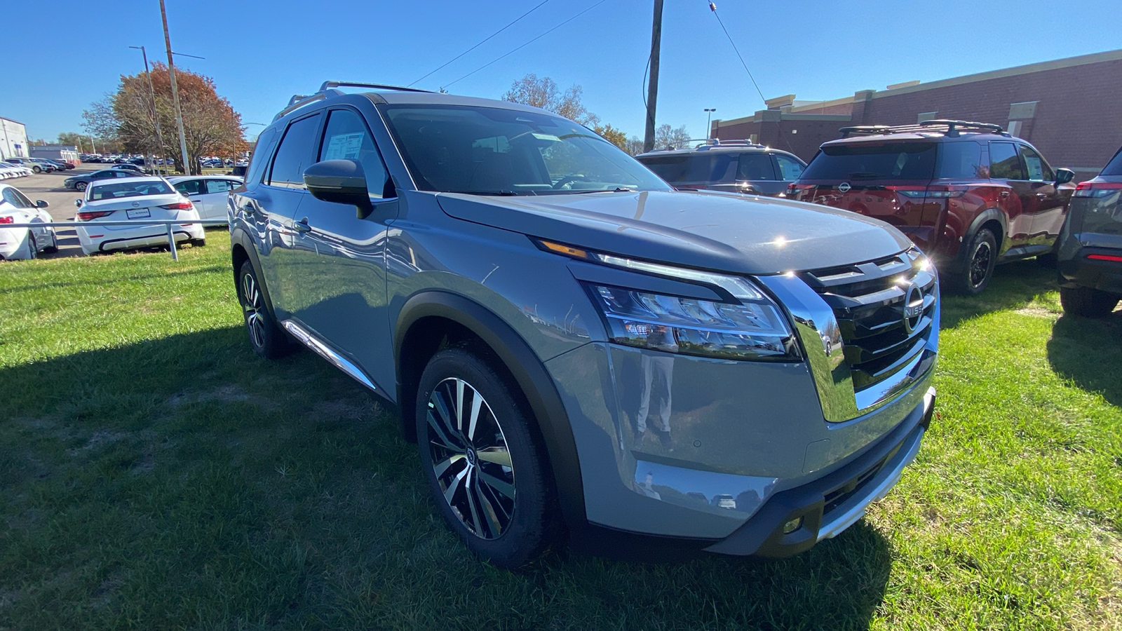 2024 Nissan Pathfinder Platinum 3