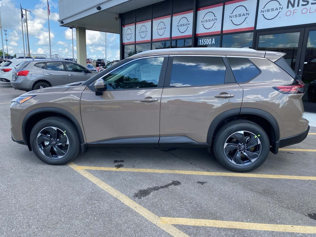 2024 Nissan Rogue SV 13