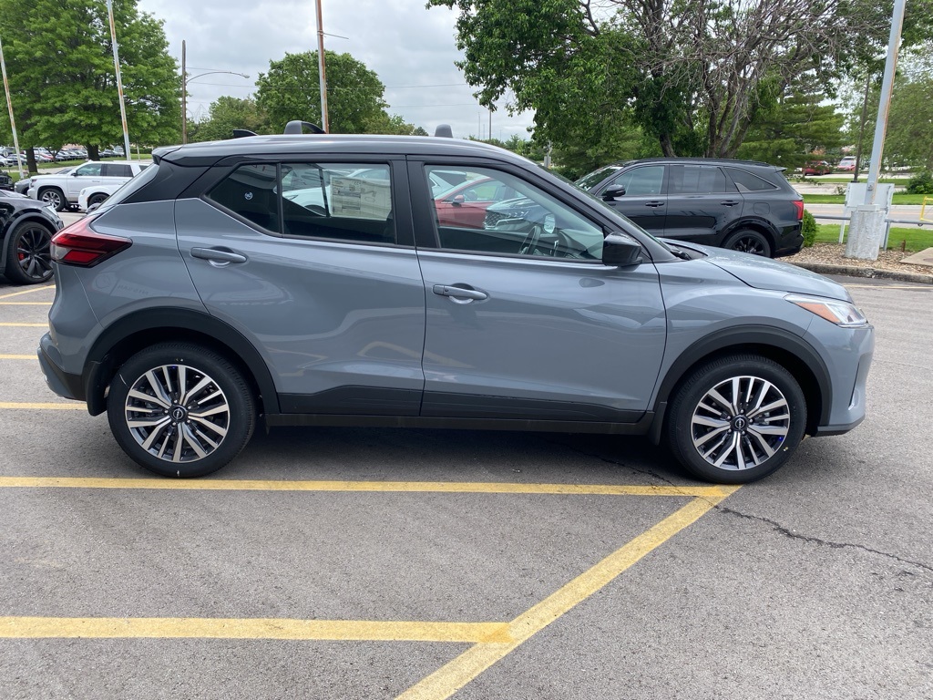 2024 Nissan Kicks SV 8