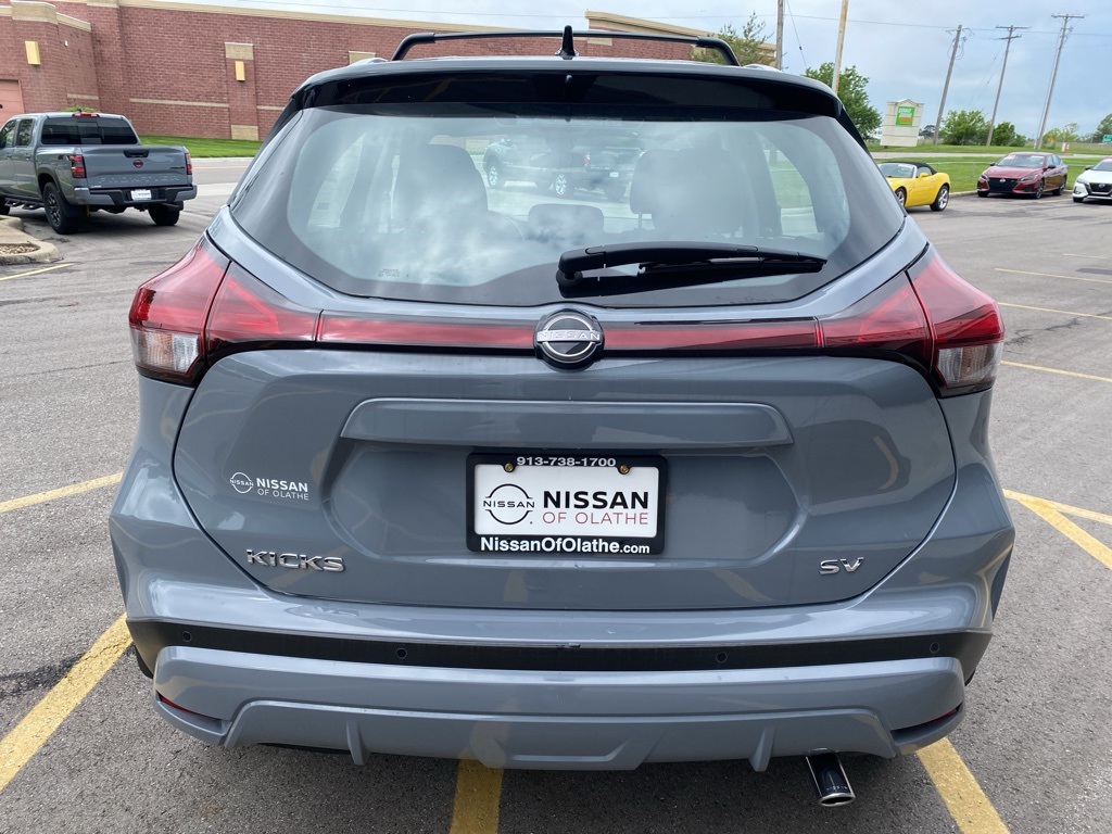 2024 Nissan Kicks SV 11