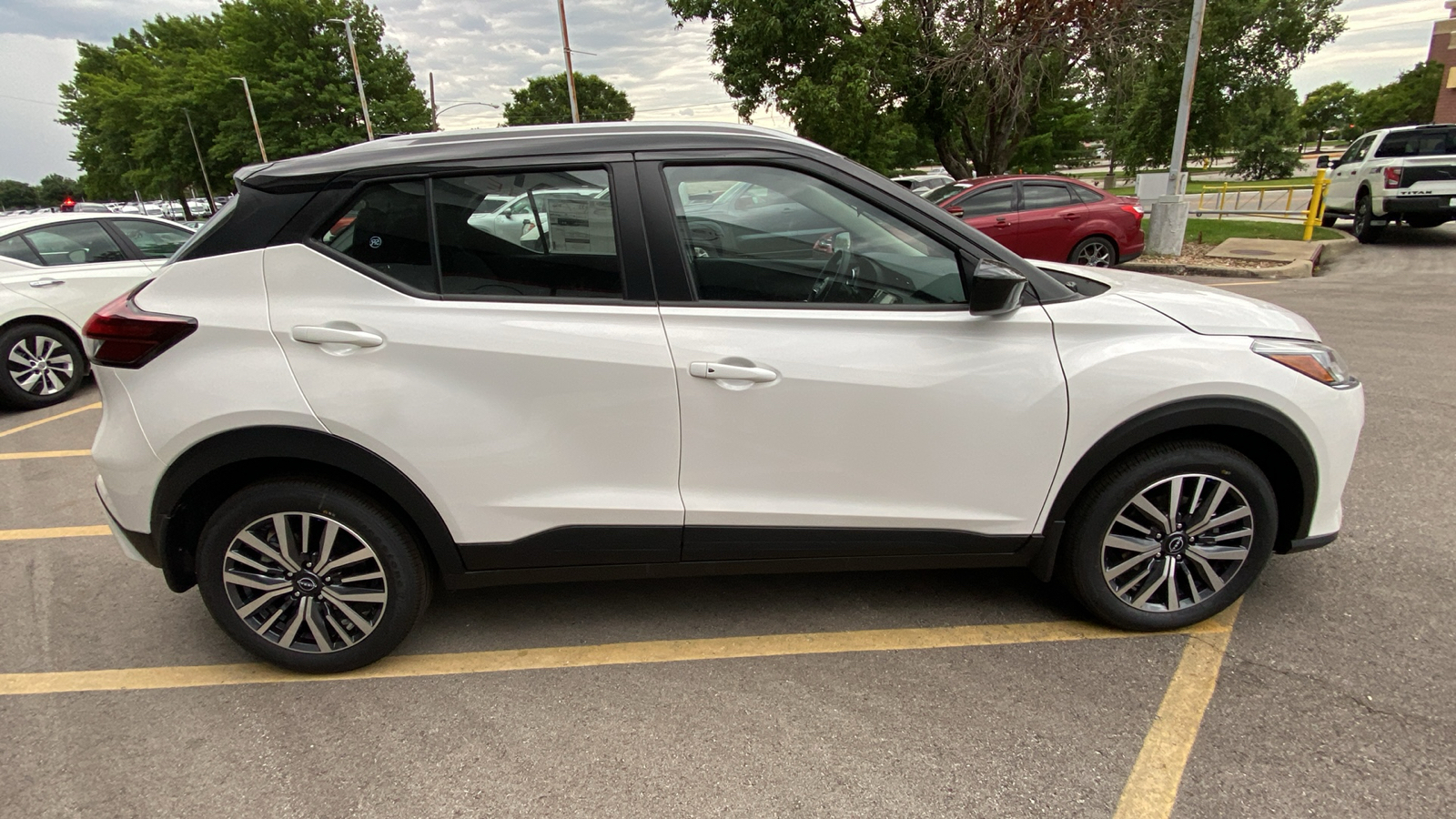 2024 Nissan Kicks SV 5