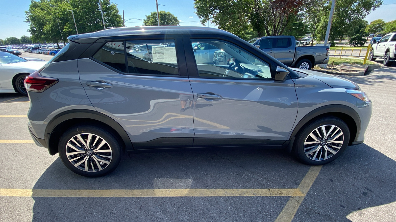 2024 Nissan Kicks SV 5