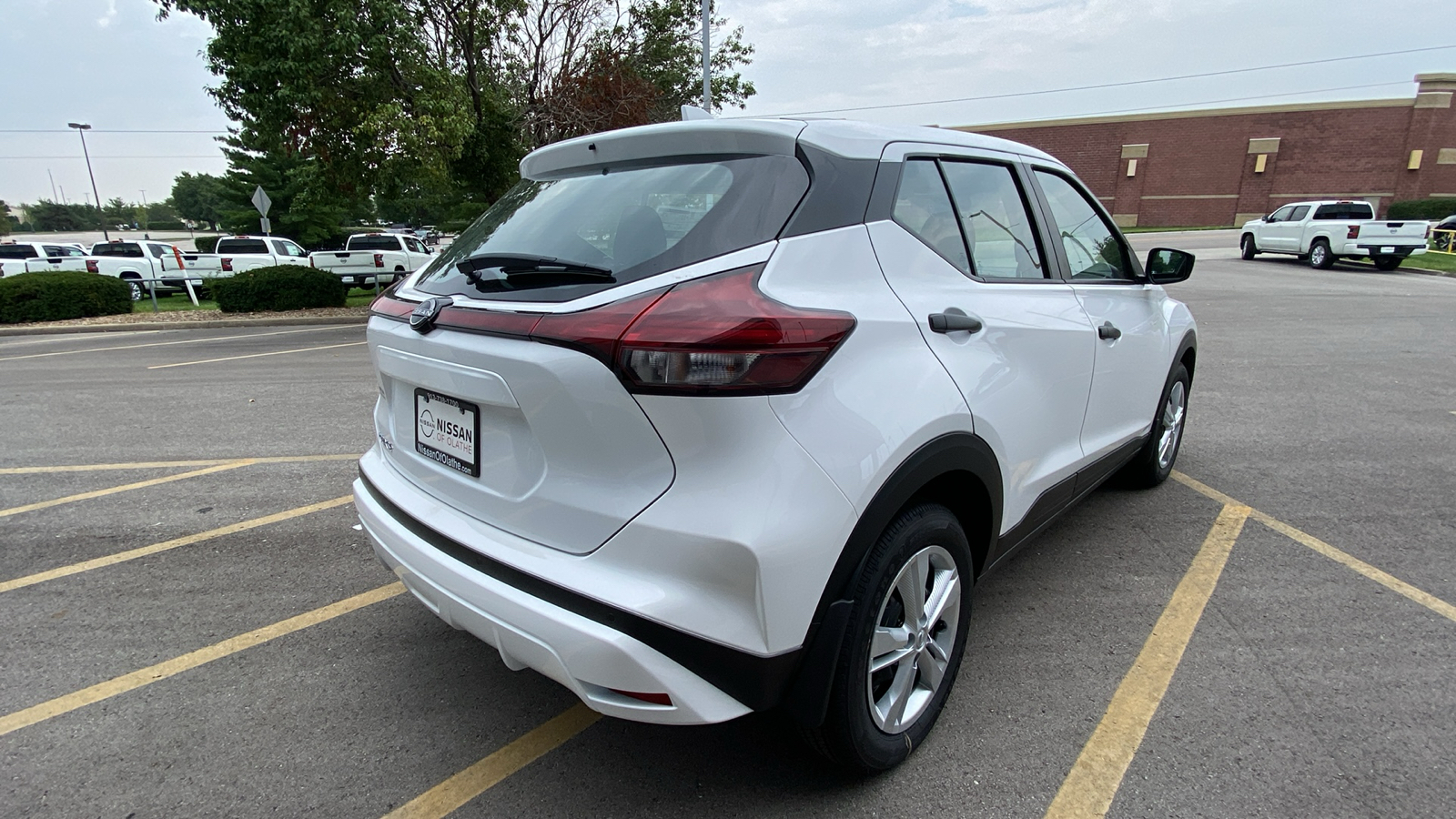 2024 Nissan Kicks S 6