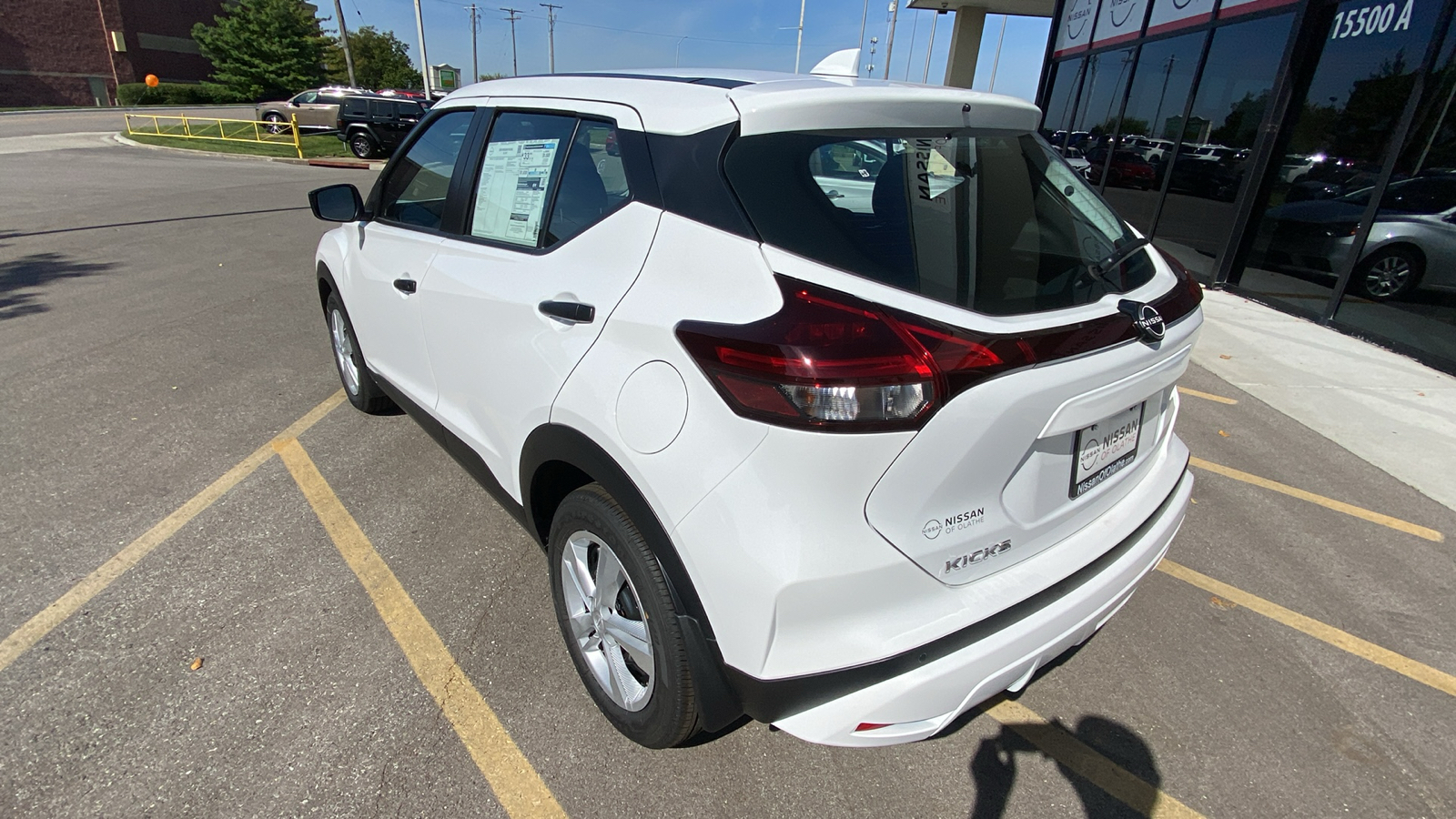 2024 Nissan Kicks S 8