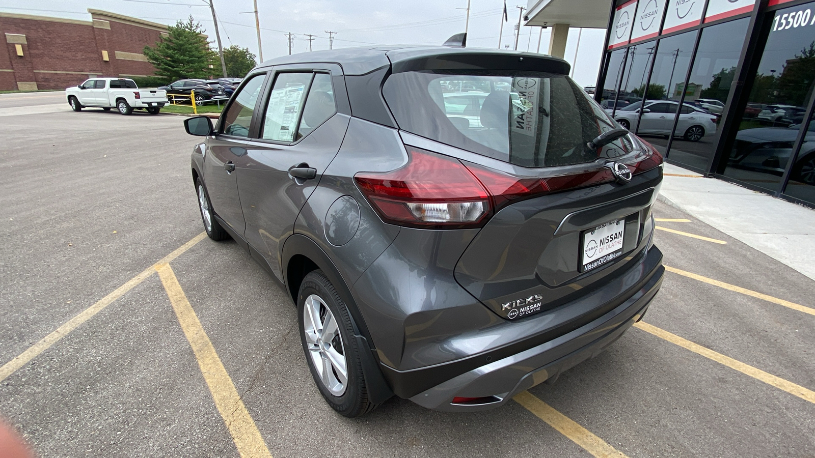 2024 Nissan Kicks S 8