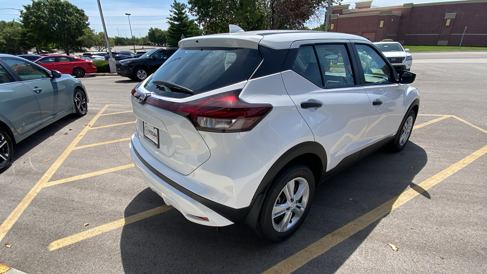 2024 Nissan Kicks S 6