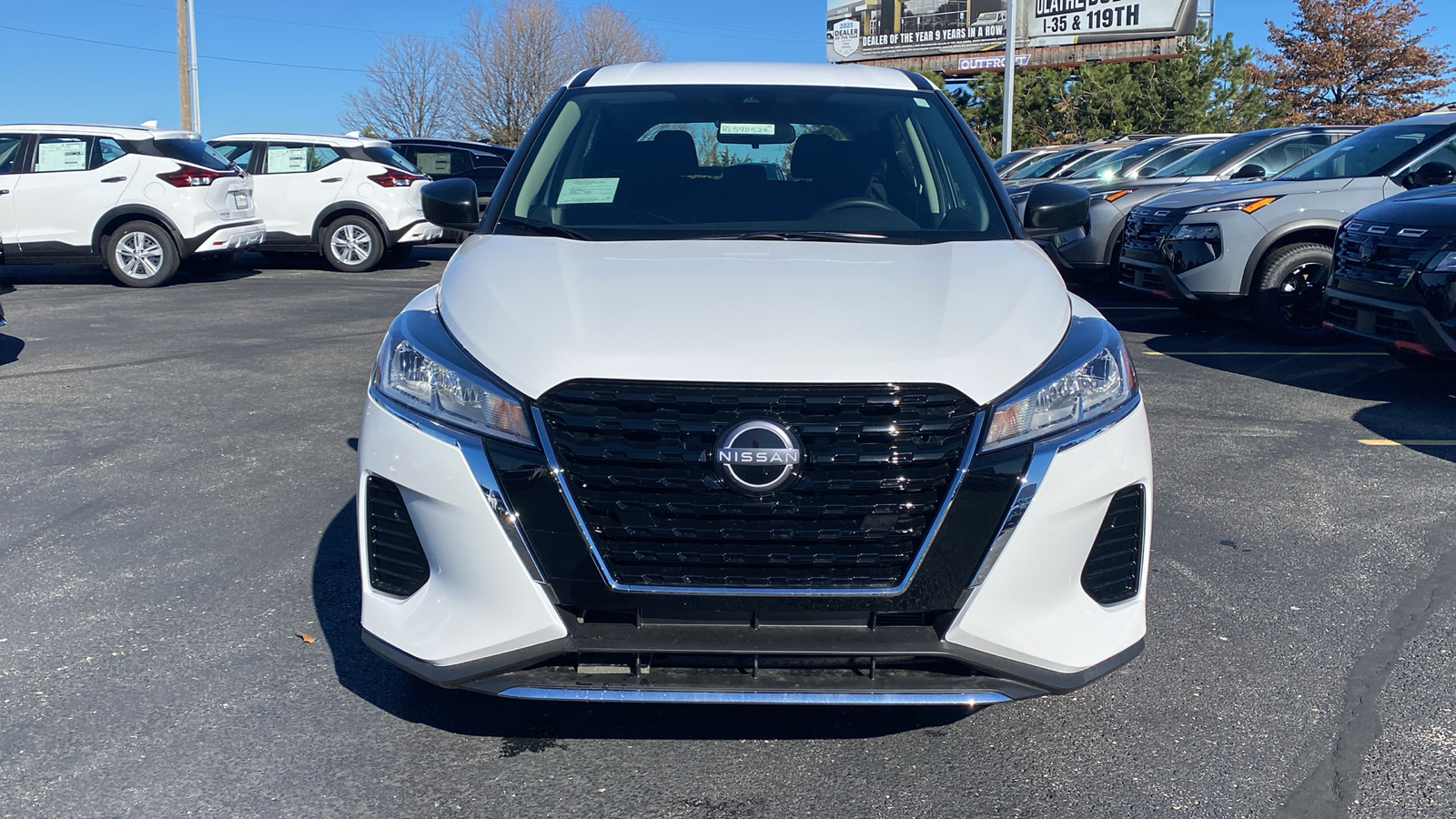 2024 Nissan Kicks S 2