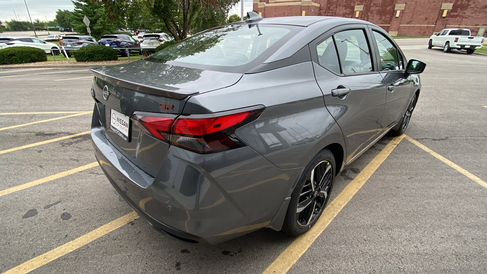 2024 Nissan Versa 1.6 SR 6