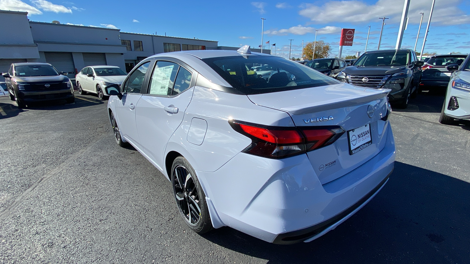 2024 Nissan Versa 1.6 SR 7