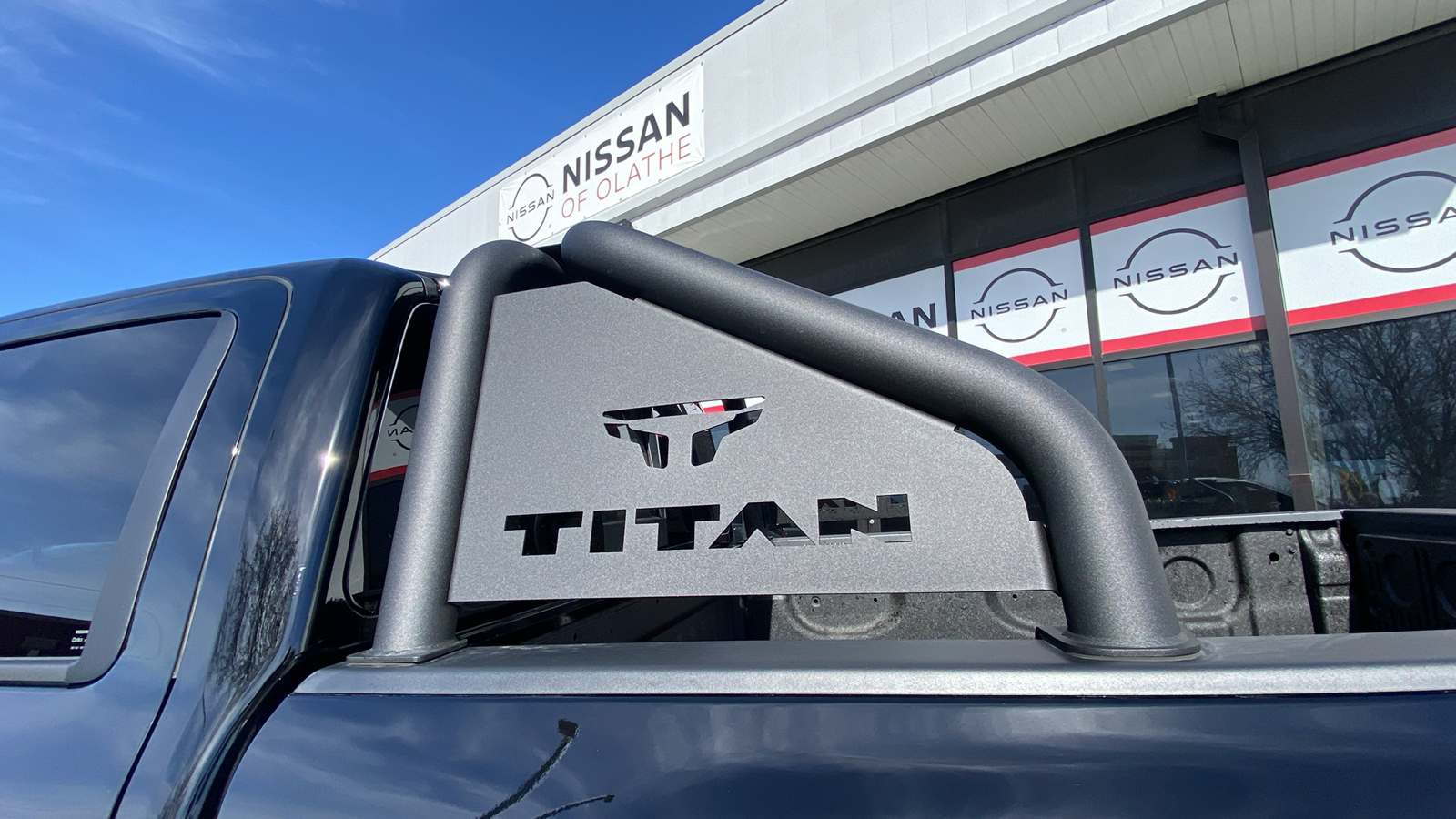 2024 Nissan Titan PRO-4X 14