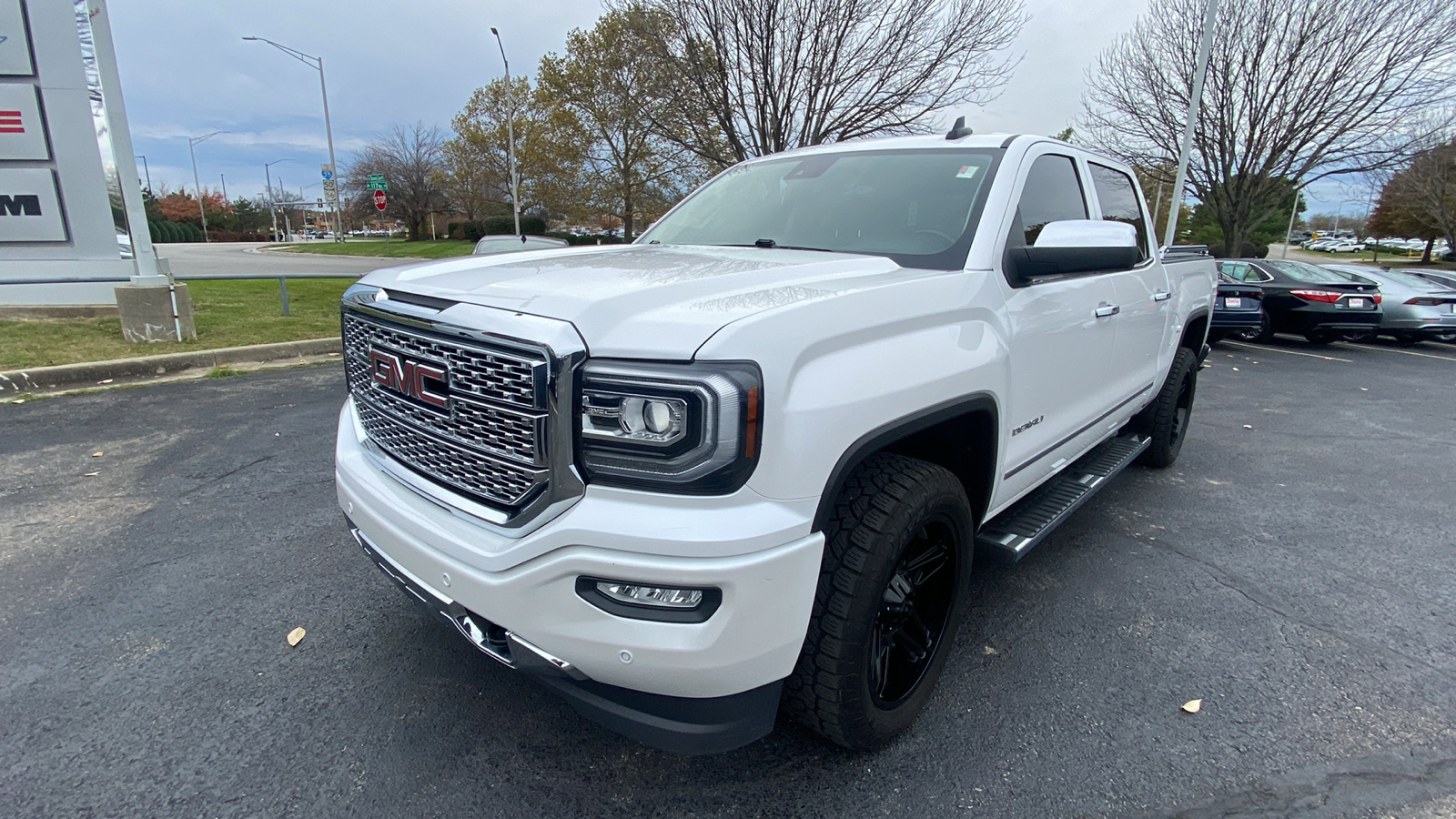 2017 GMC Sierra 1500 Denali 1