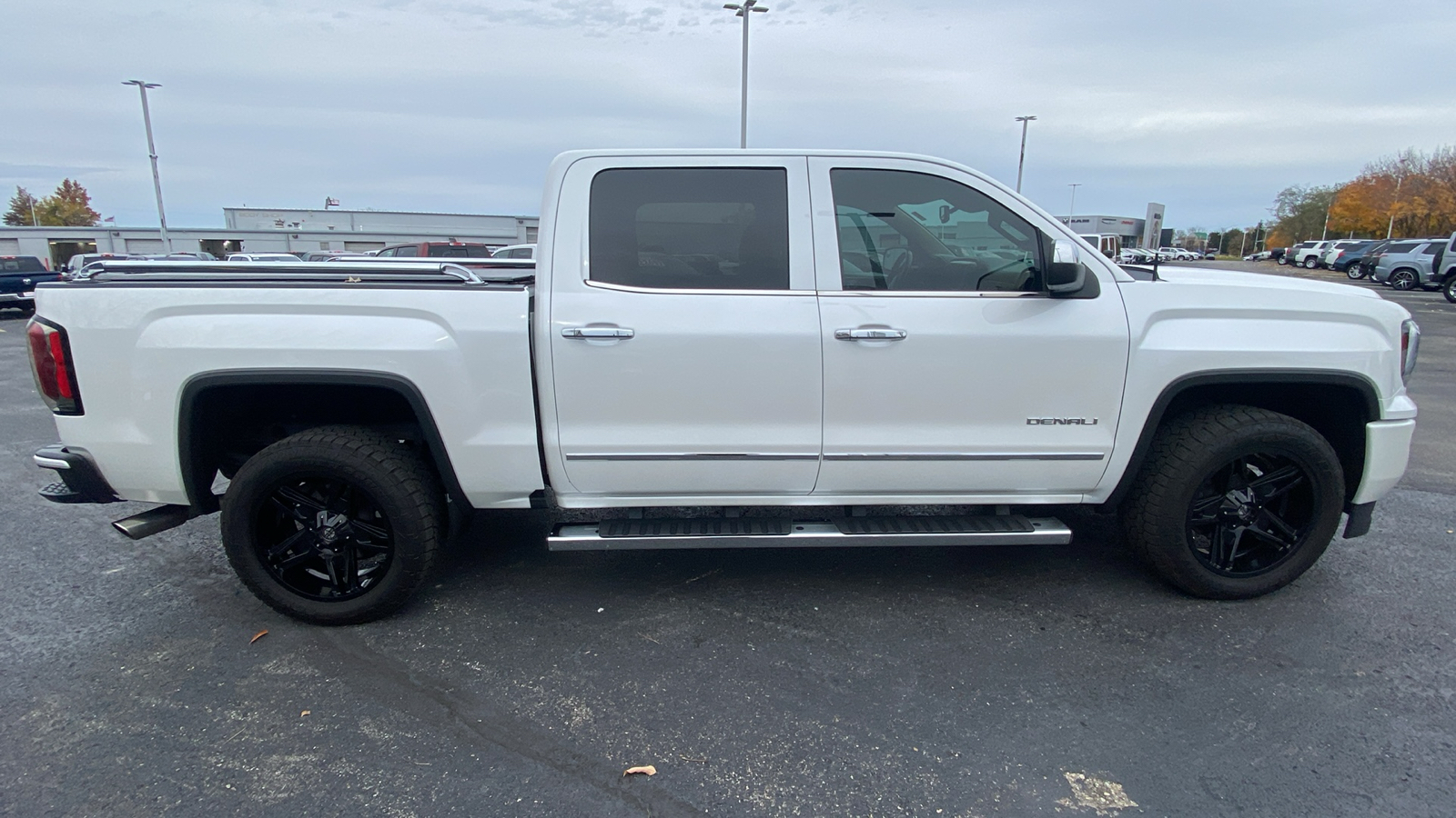 2017 GMC Sierra 1500 Denali 4