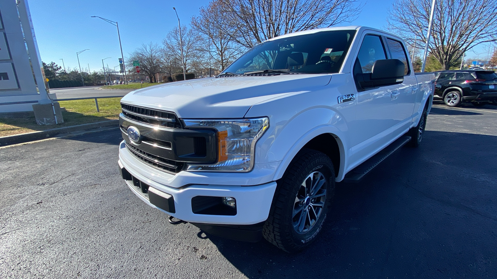 2020 Ford F-150 XLT 2