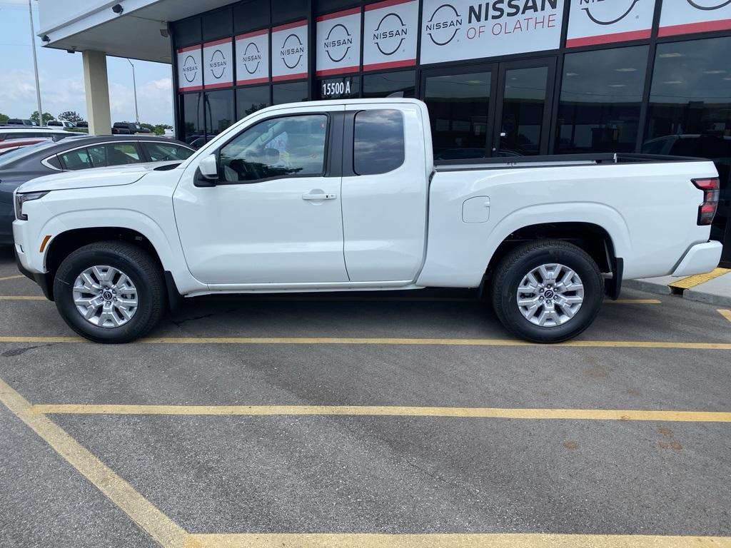 2024 Nissan Frontier SV 13