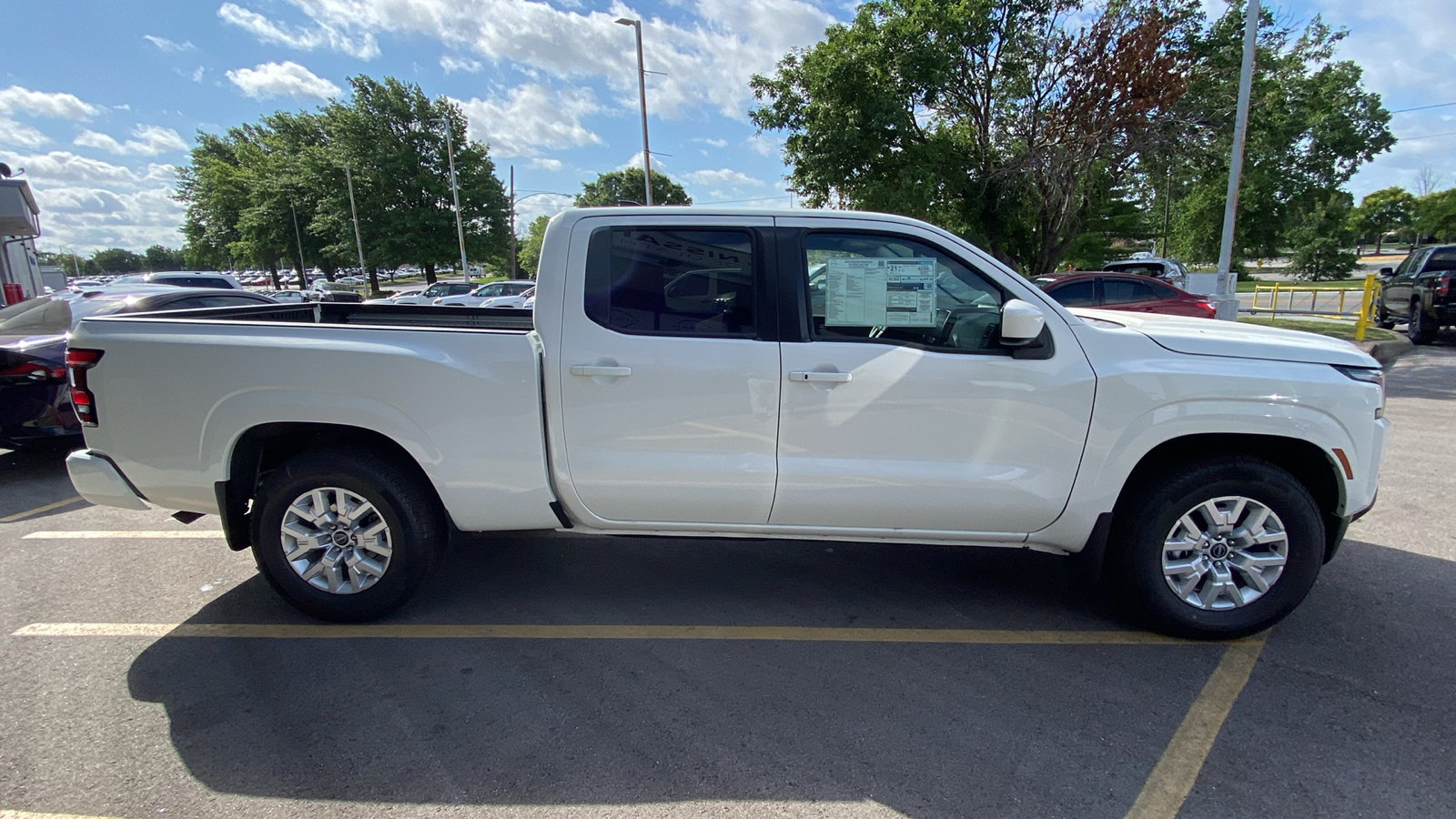 2024 Nissan Frontier SV 6