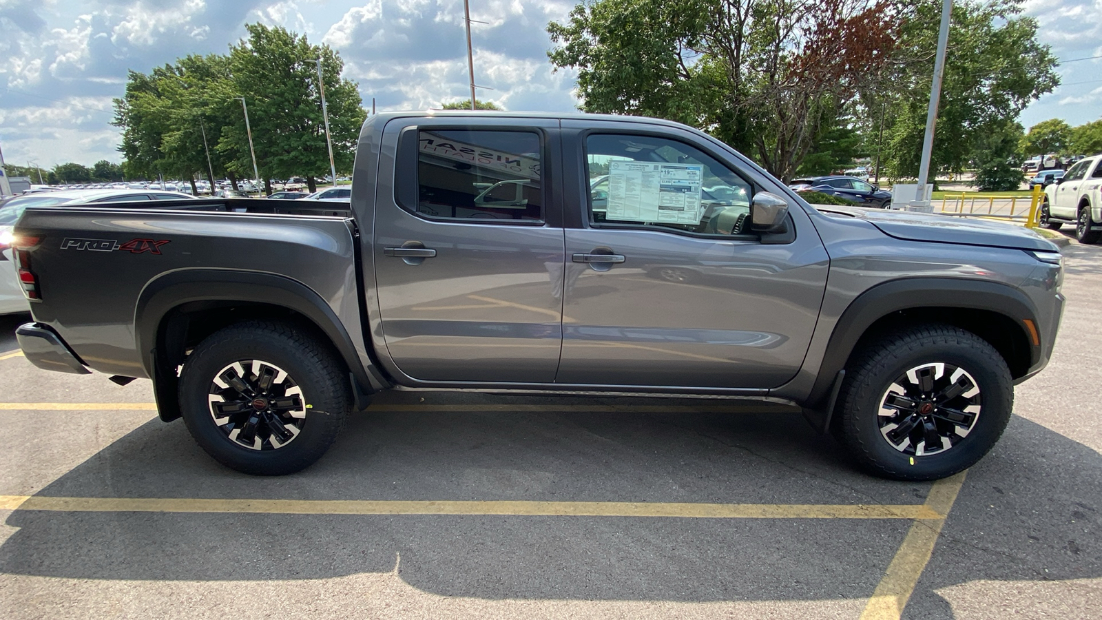 2024 Nissan Frontier PRO-4X 5