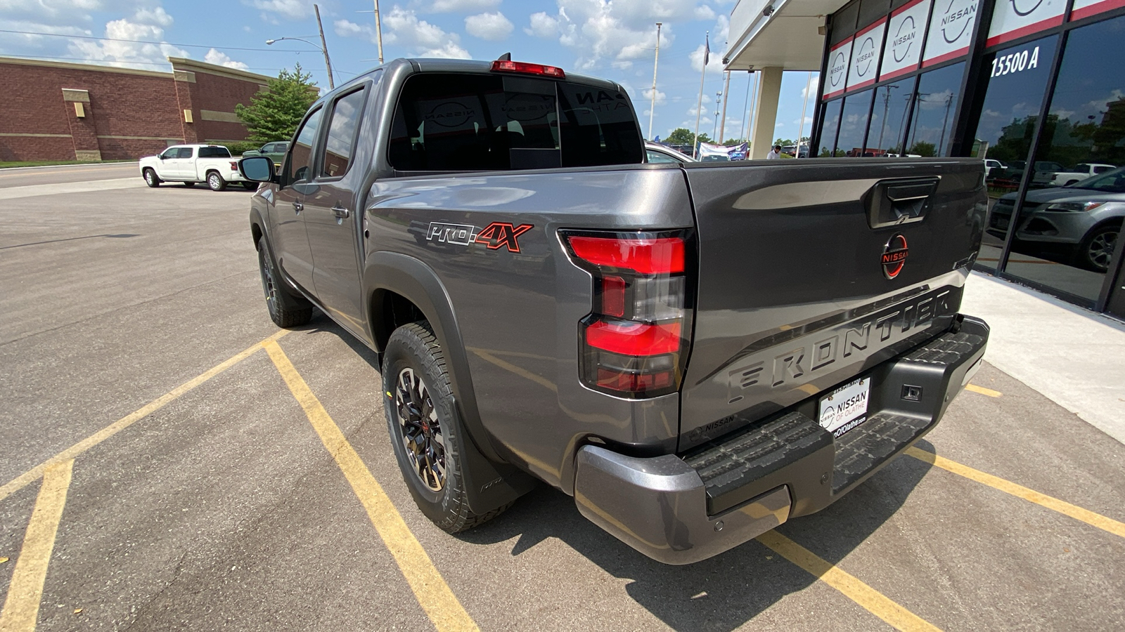 2024 Nissan Frontier PRO-4X 9