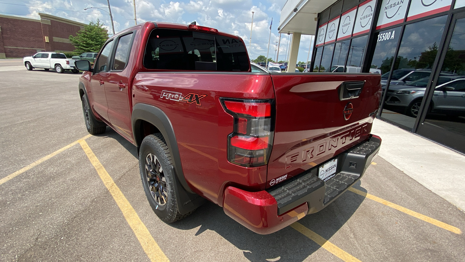 2024 Nissan Frontier PRO-4X 9