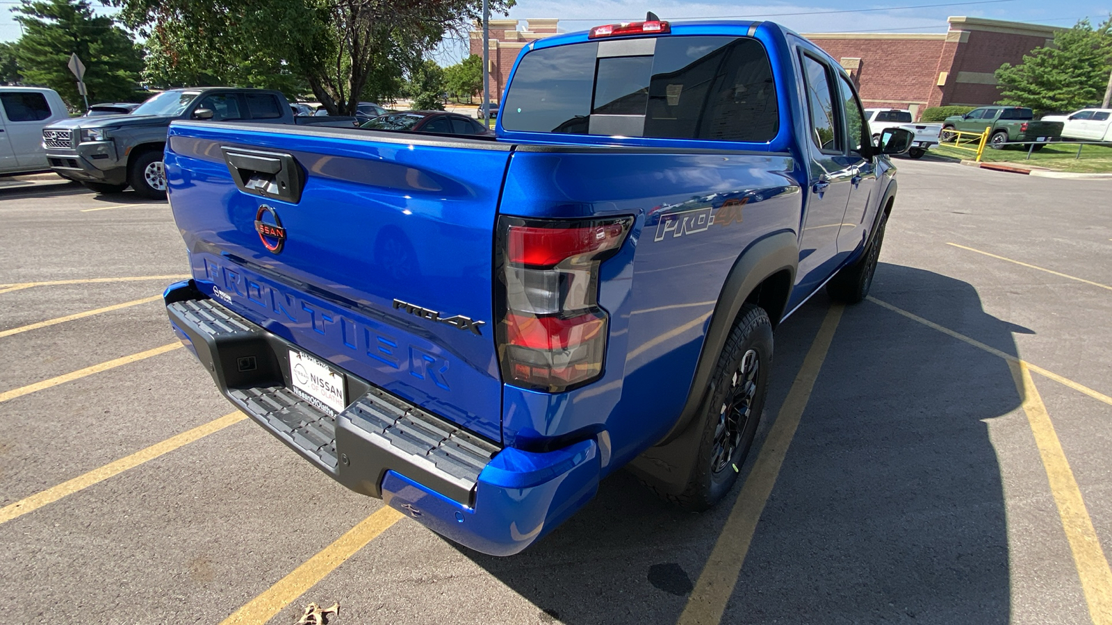 2024 Nissan Frontier PRO-4X 6