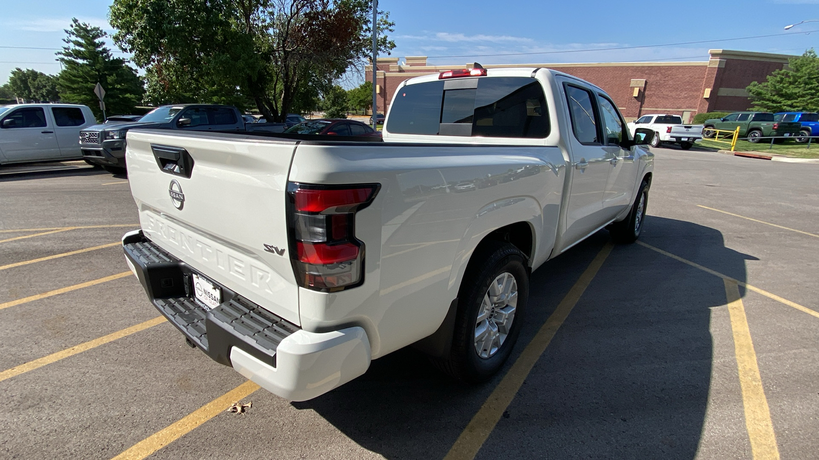 2024 Nissan Frontier SV 6