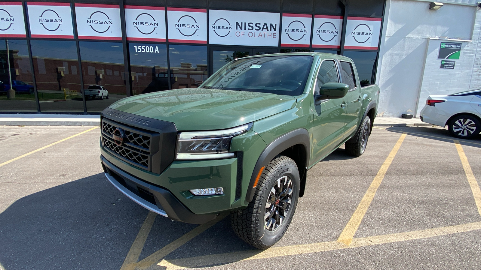 2024 Nissan Frontier PRO-4X 1