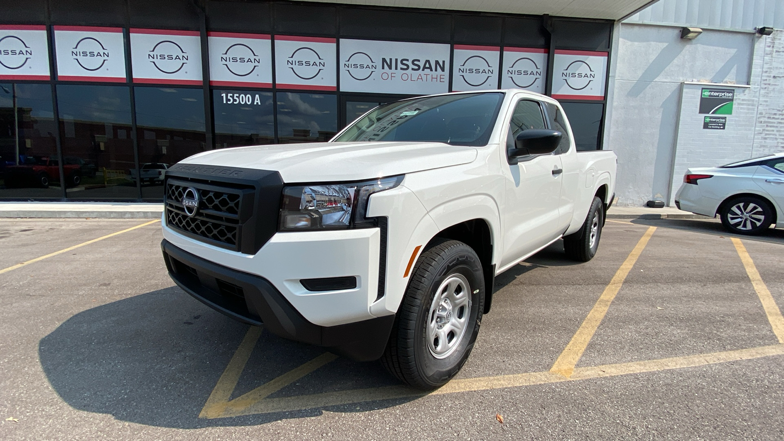 2024 Nissan Frontier S 2