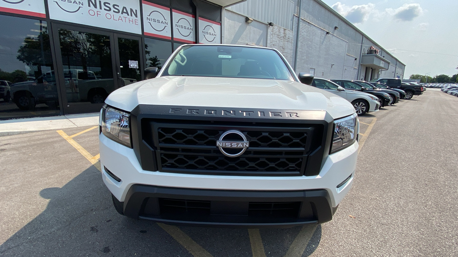 2024 Nissan Frontier S 3