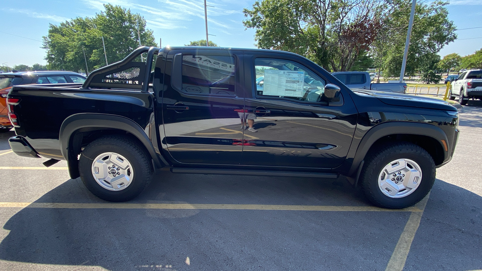 2024 Nissan Frontier SV 5