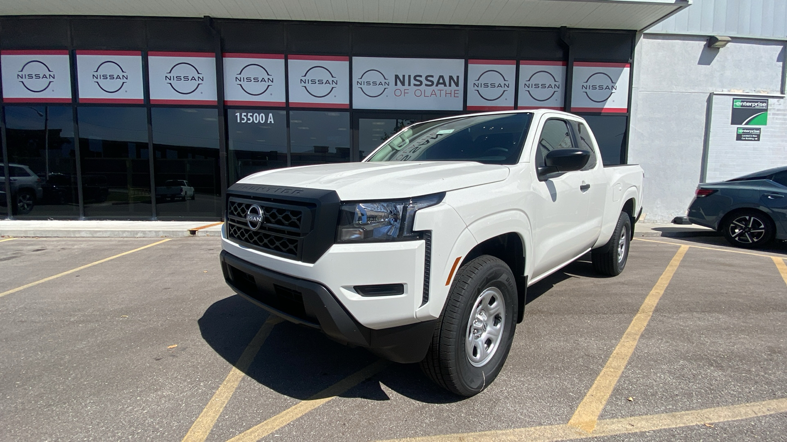 2024 Nissan Frontier S 2