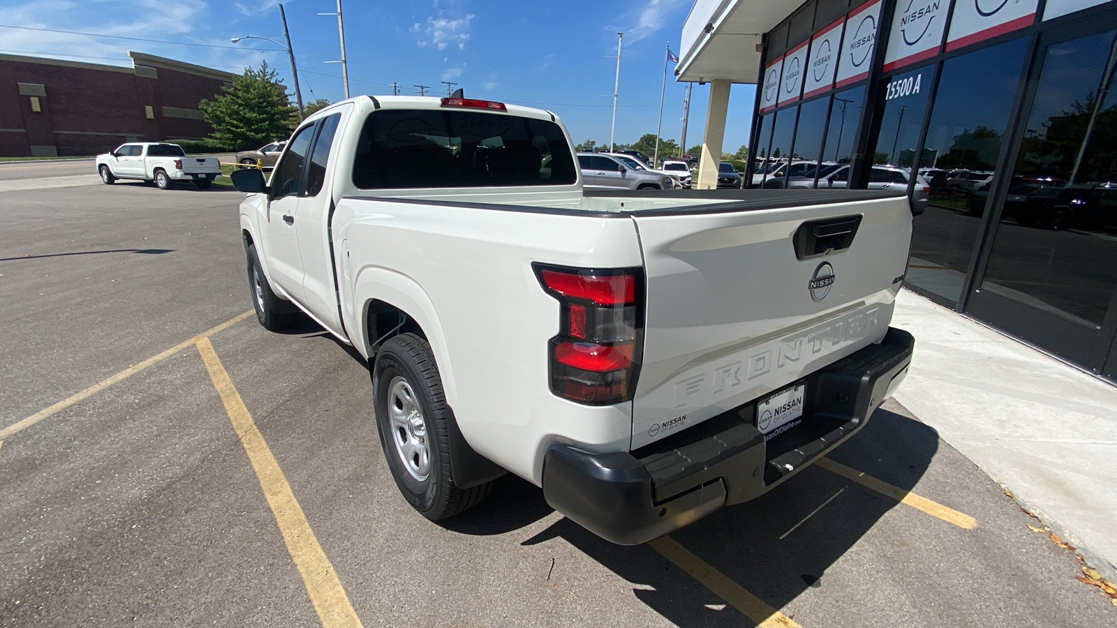 2024 Nissan Frontier S 9