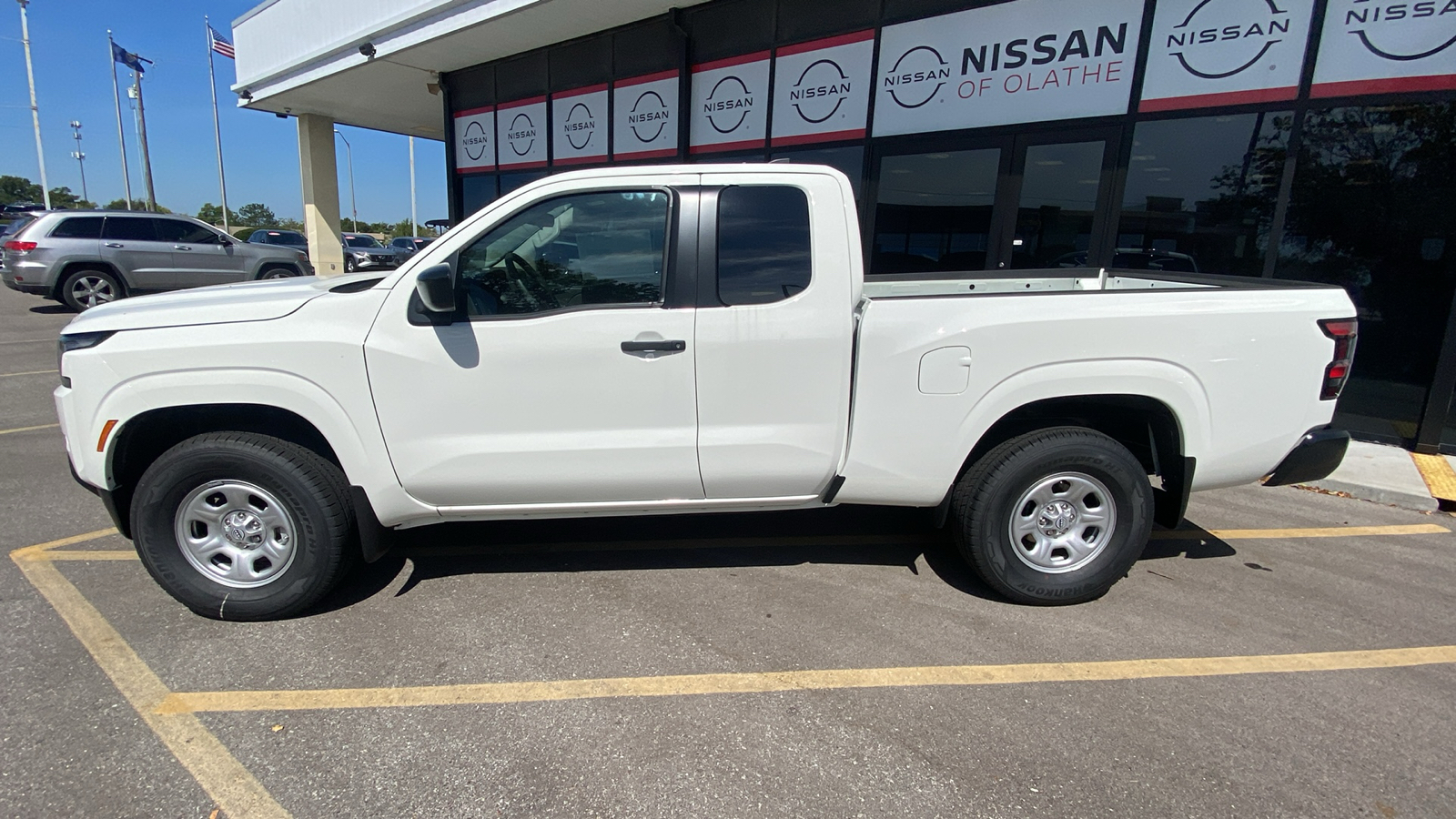 2024 Nissan Frontier S 10