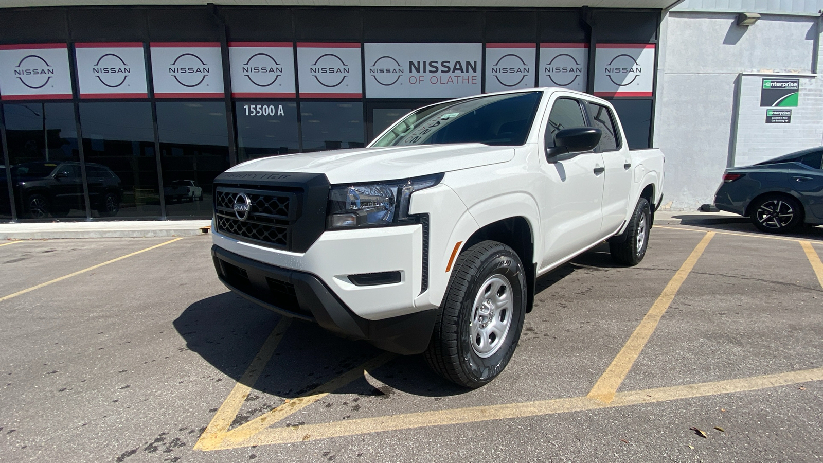 2024 Nissan Frontier S 2