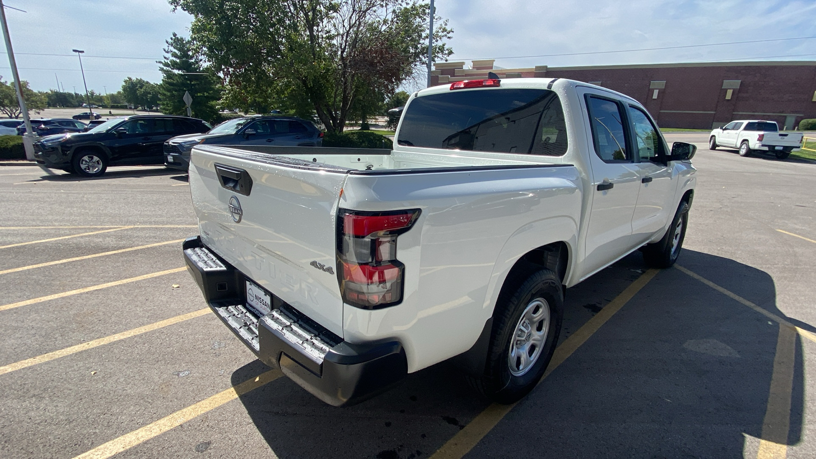 2024 Nissan Frontier S 6