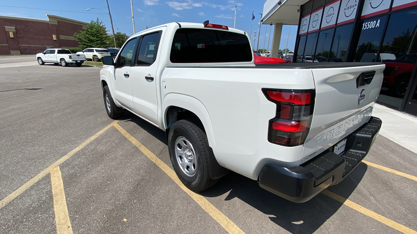 2024 Nissan Frontier S 9